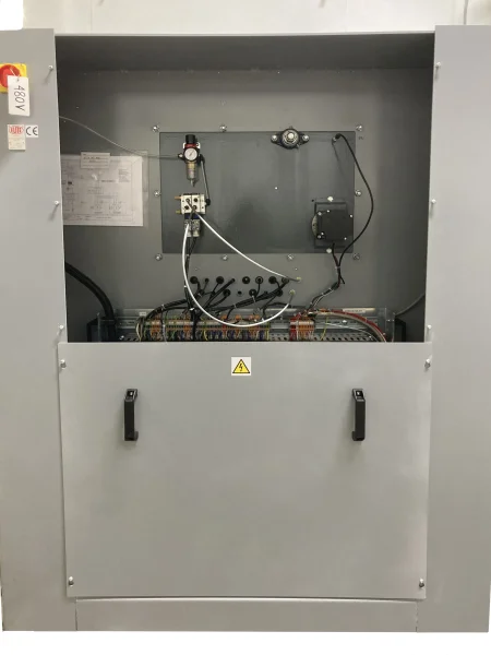 Facile accesso alla parte meccanica della macchina